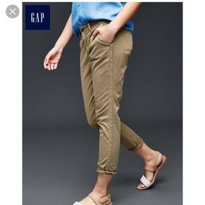 Gap Girlfriend Chino